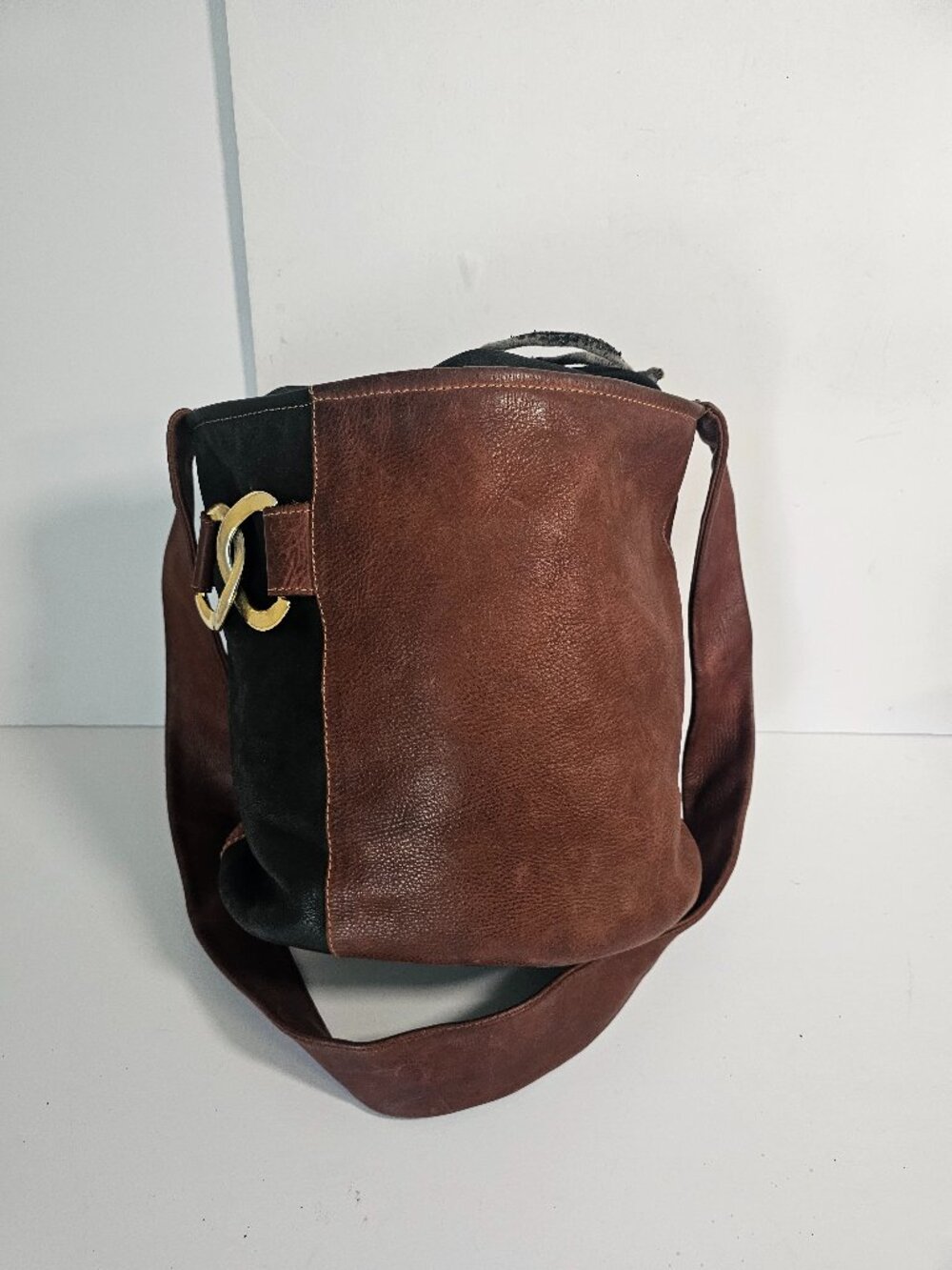 Pelletterie Bag Leather Bucket Brown Black Colorblock Grunge Worn Rugged